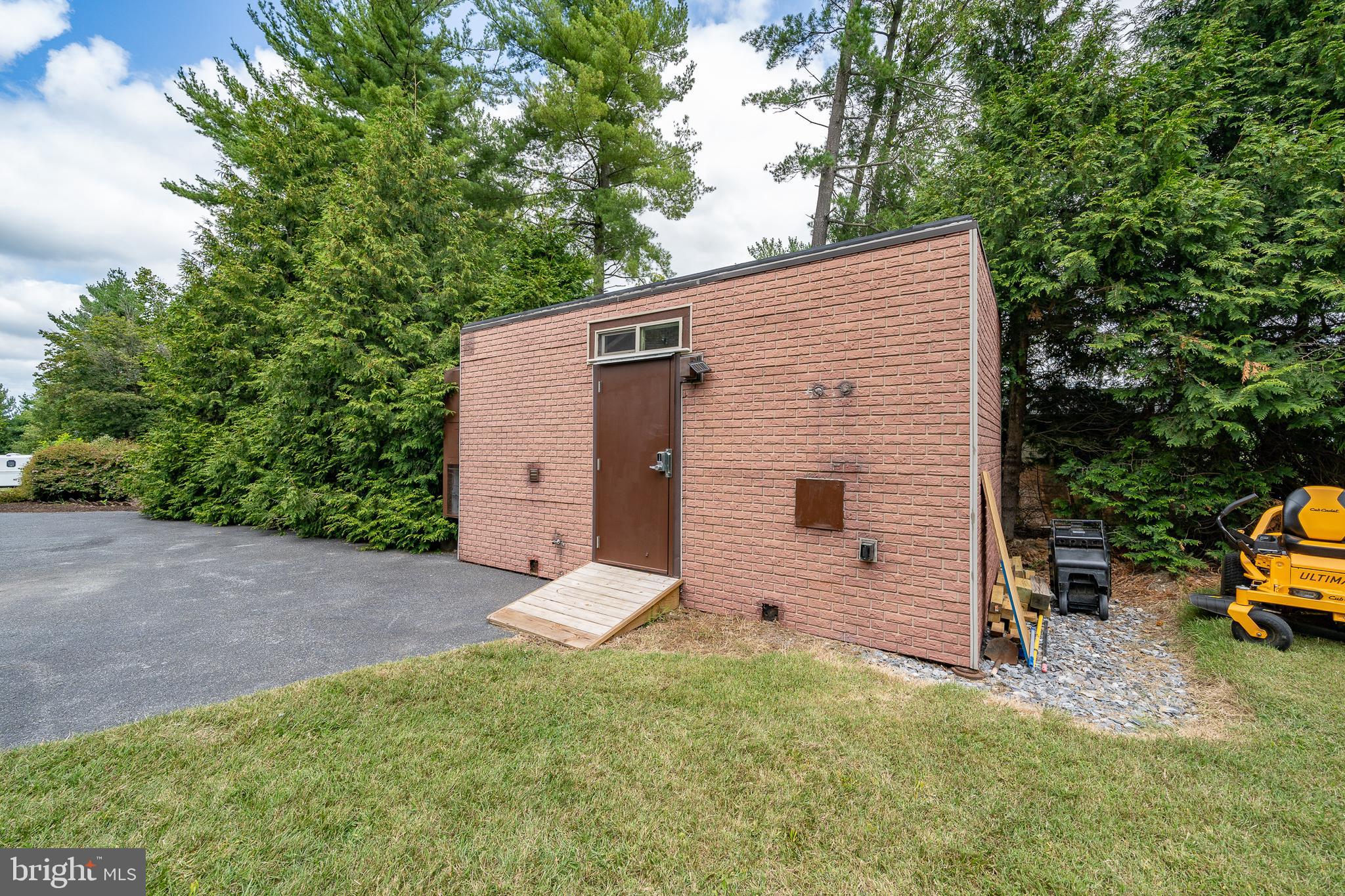 COPPER OAKS - Residential