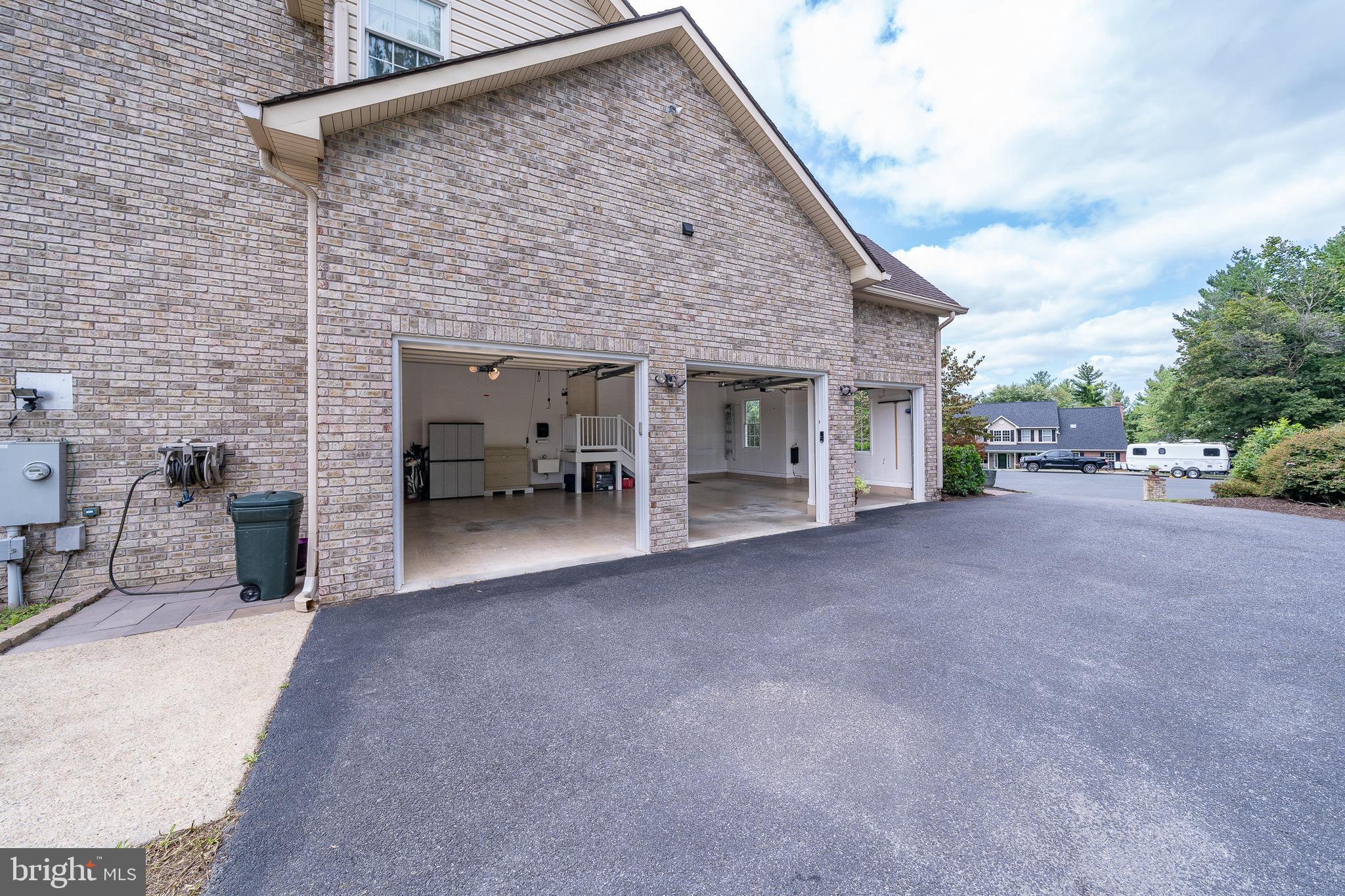 COPPER OAKS - Residential