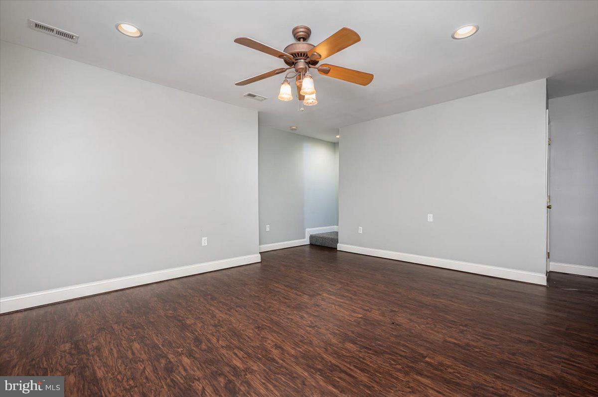 SUNDERLEIGH - Residential