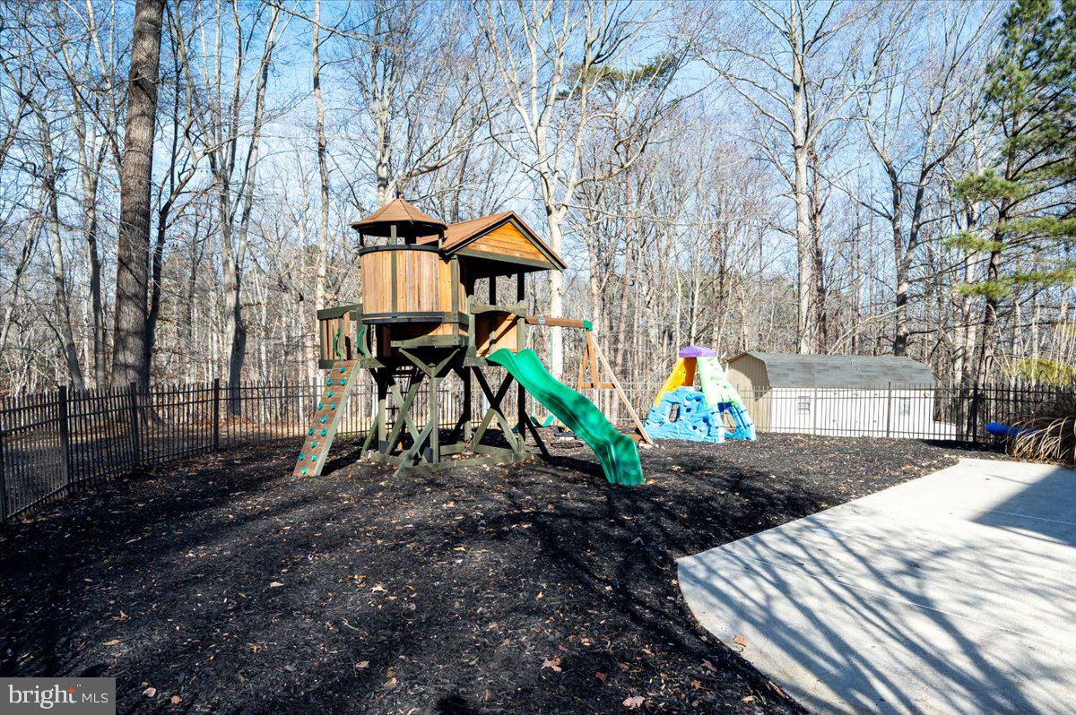 SUNDERLEIGH - Residential