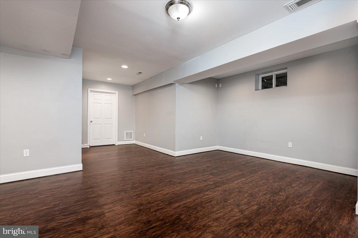 SUNDERLEIGH - Residential