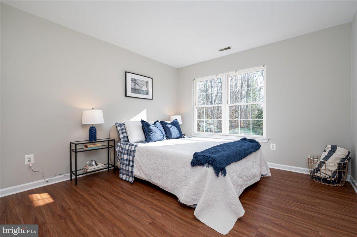 SUNDERLEIGH - Residential