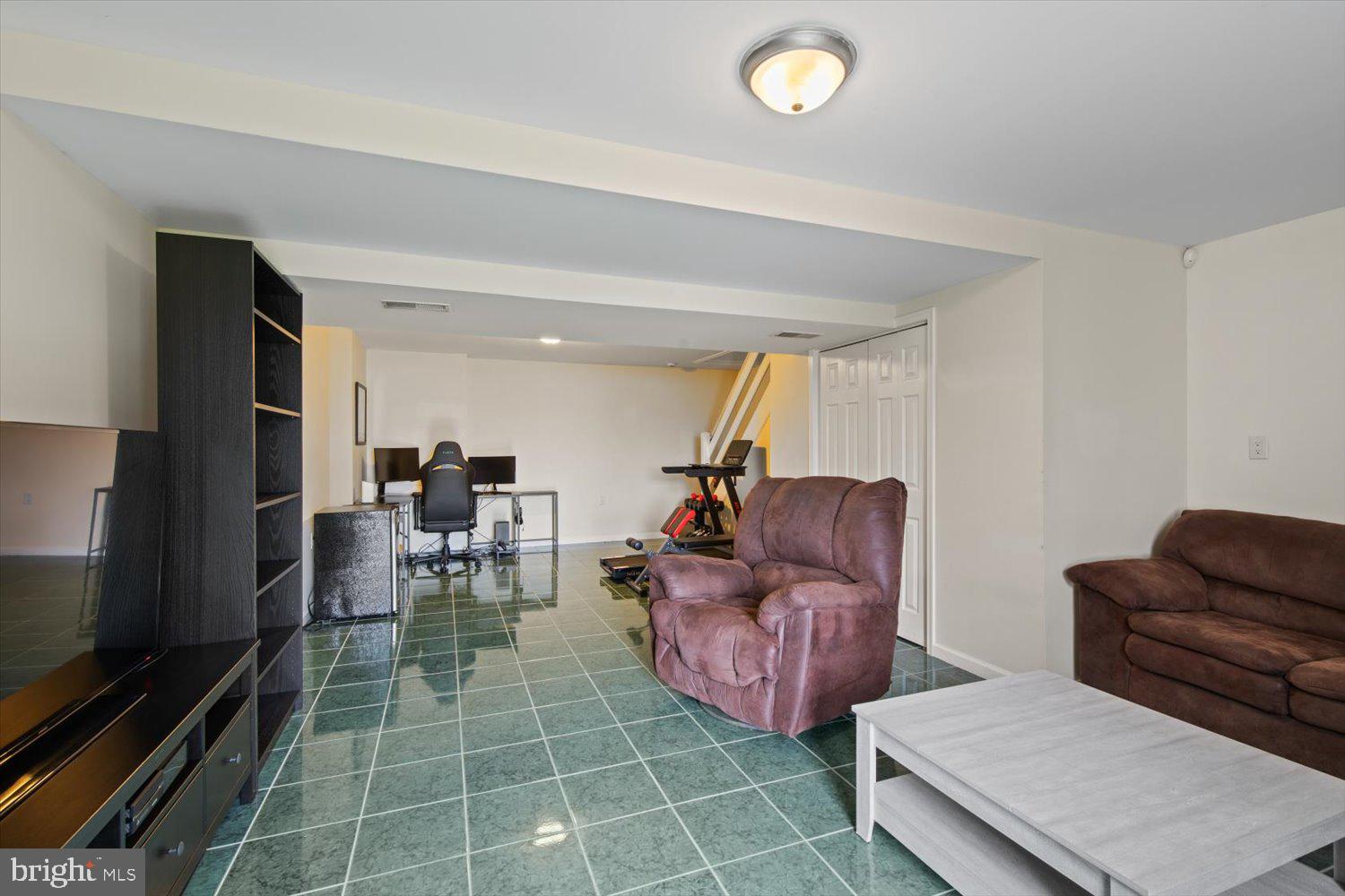 HEARTHRIDGE/WOODMONT - Residential