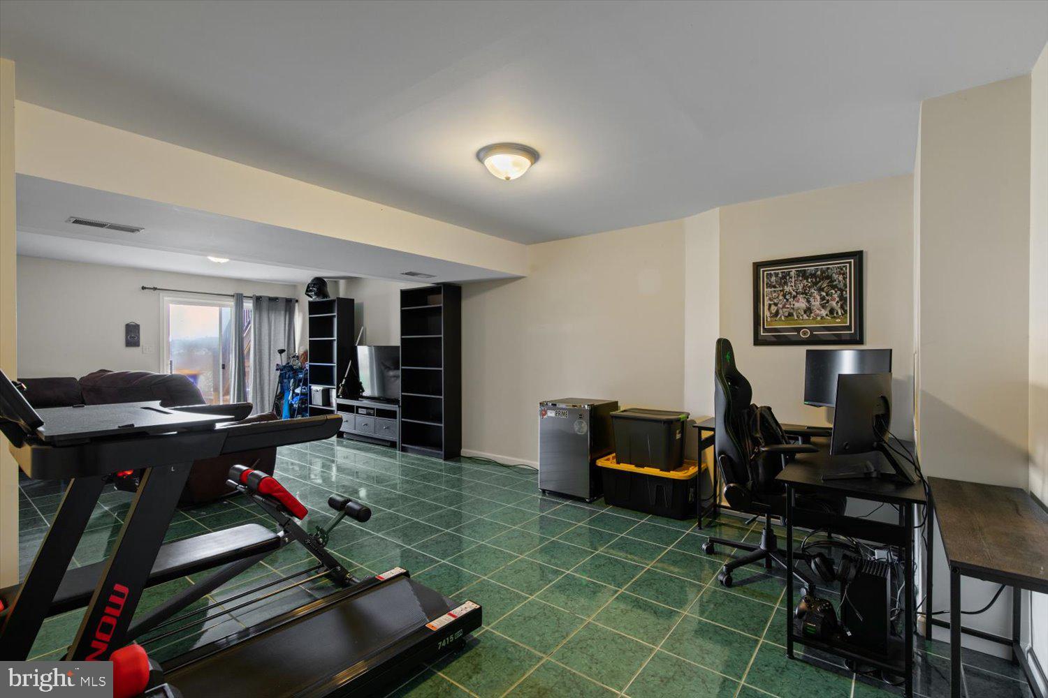 HEARTHRIDGE/WOODMONT - Residential