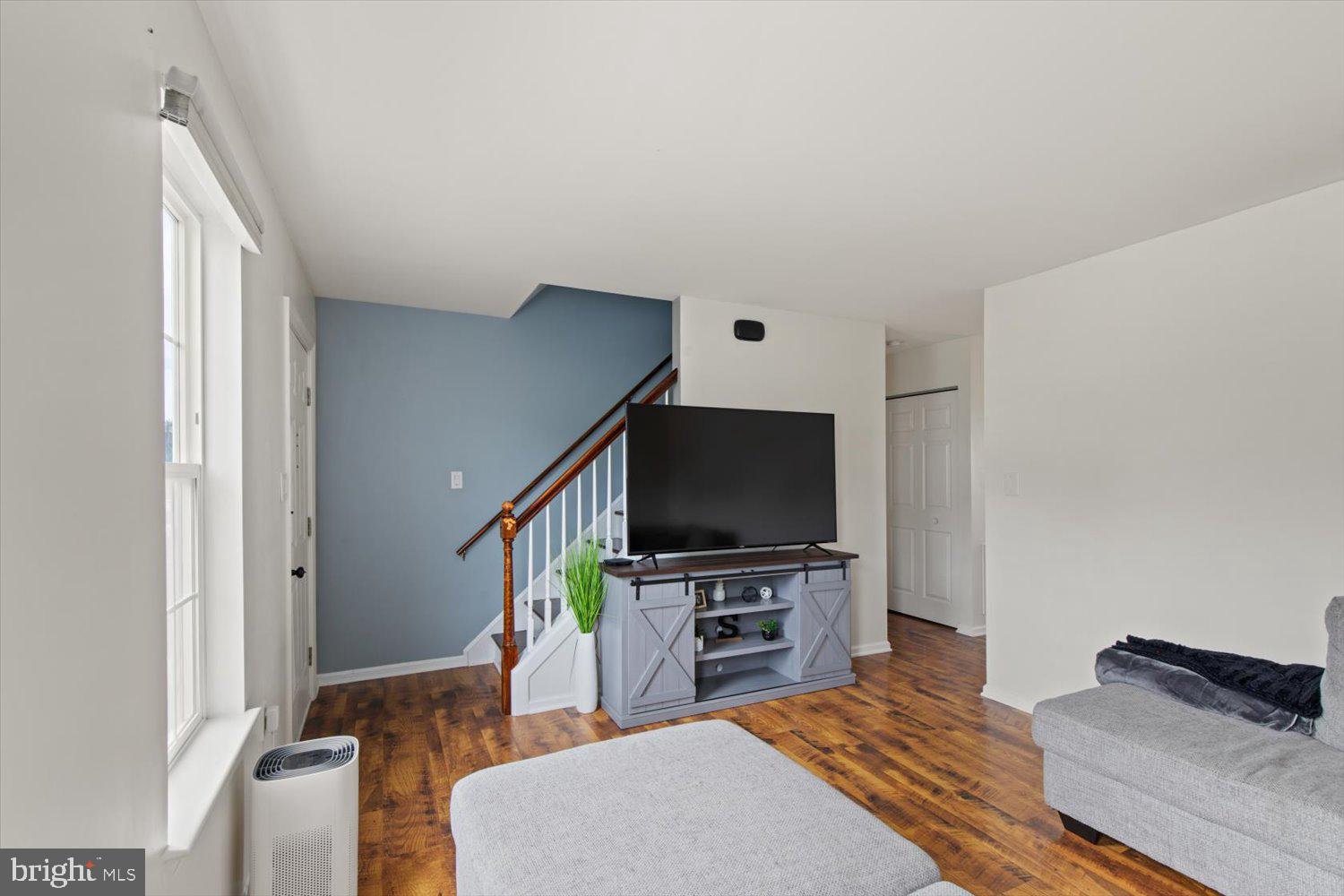 1117 HEARTHRIDGE LANE