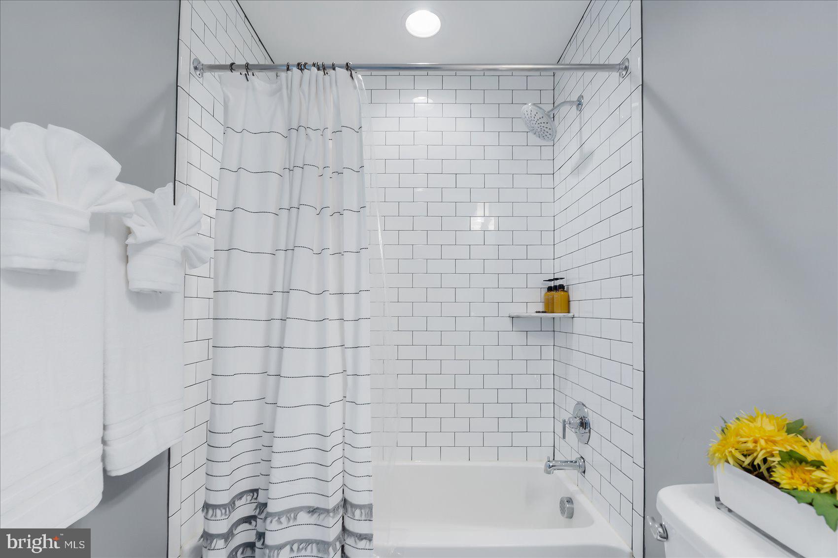 REDFERN ROW - Residential Lease