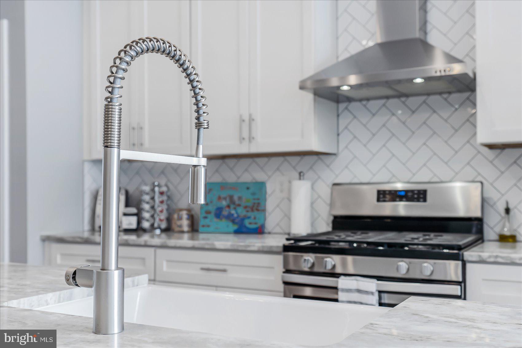 REDFERN ROW - Residential Lease