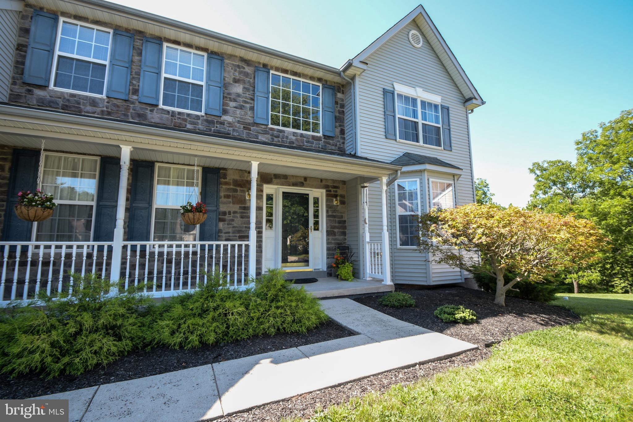 1001 CREEKVIEW DRIVE