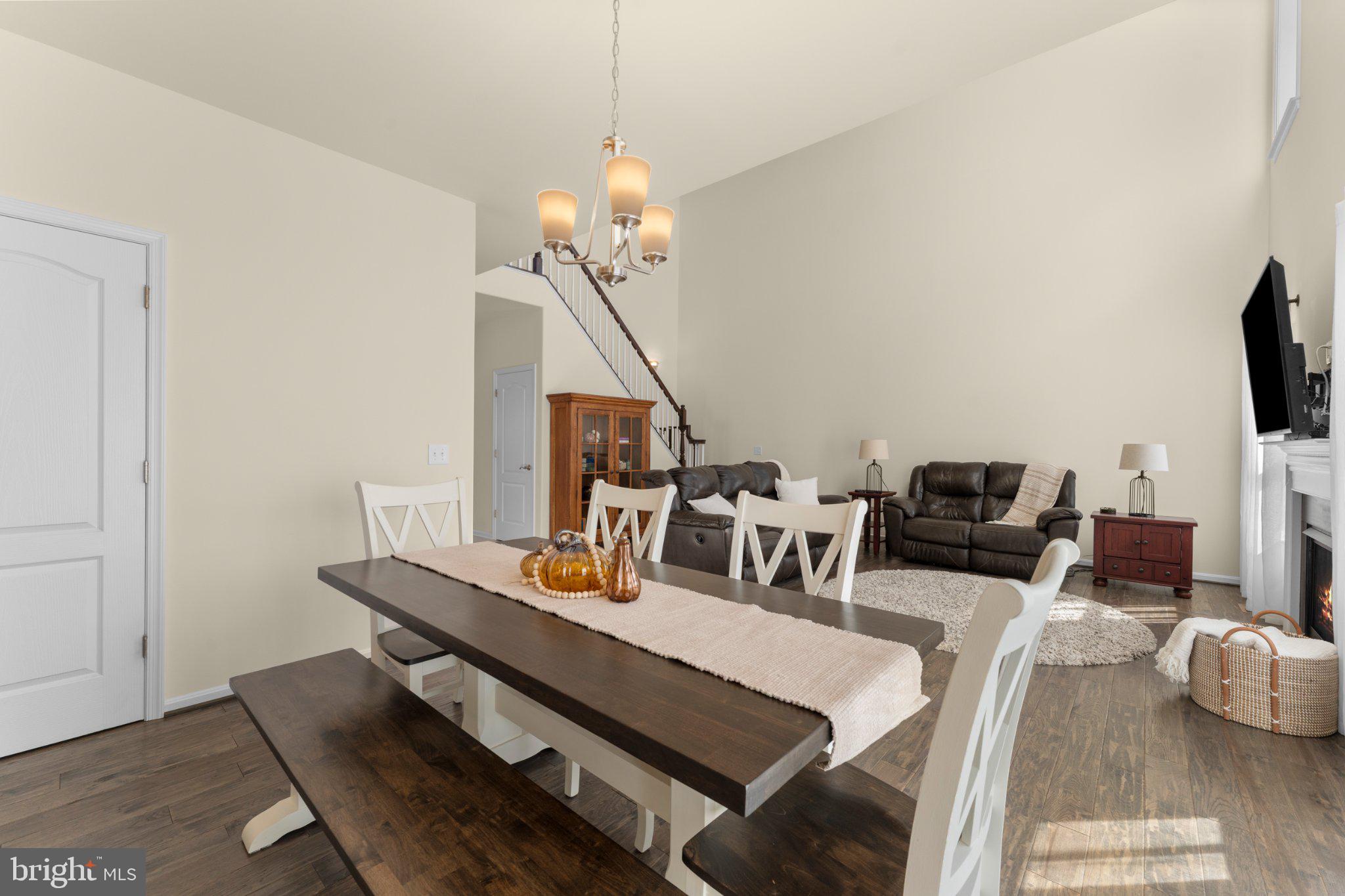 STONE RIDGE ESTATES - Residential