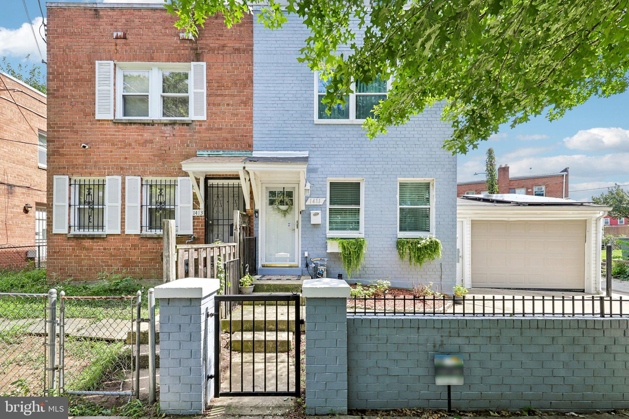1411 CONGRESS PLACE SE