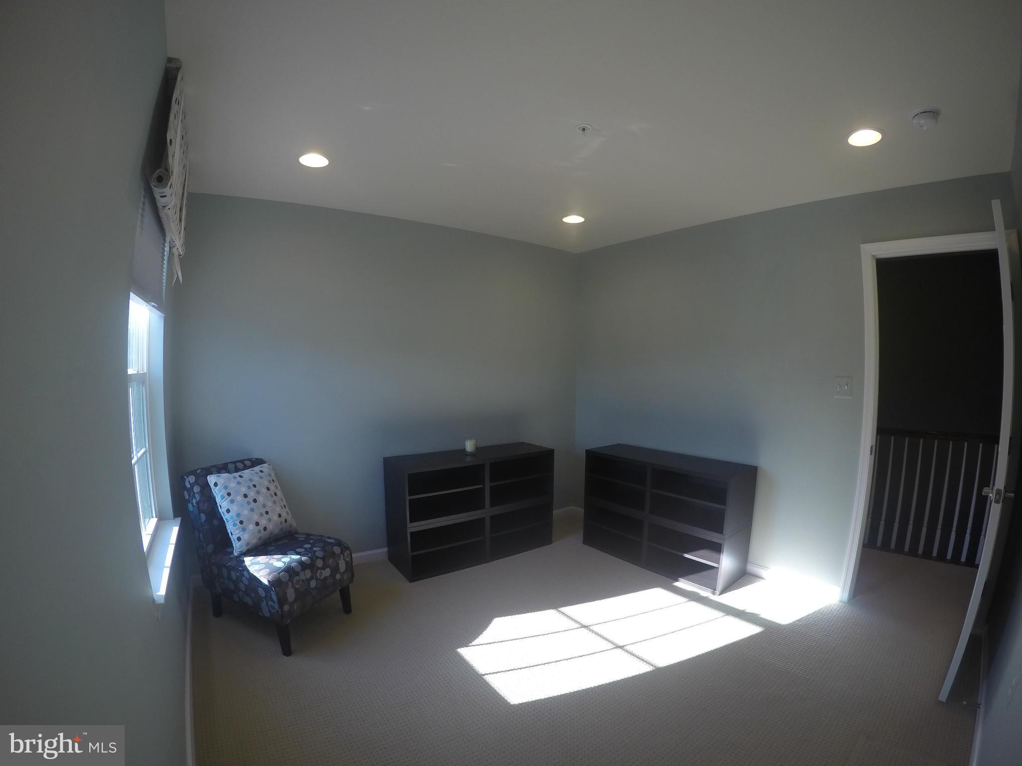 SHADY BROOK - Residential