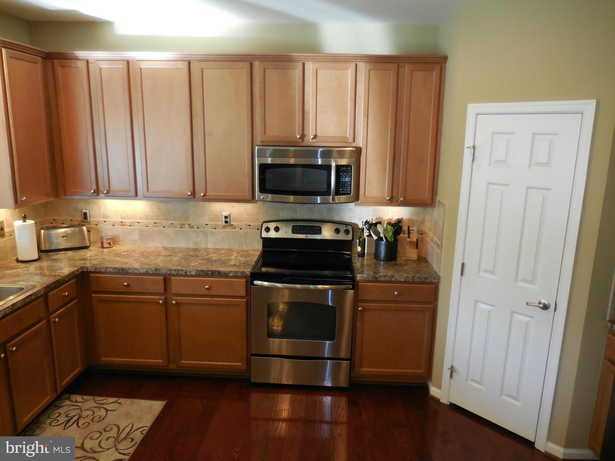 SHADY BROOK - Residential