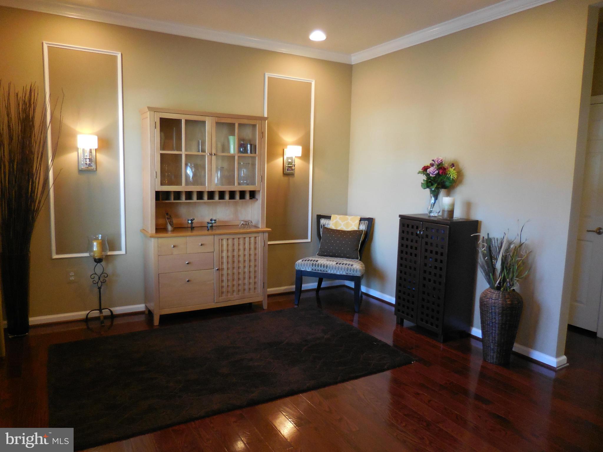 SHADY BROOK - Residential