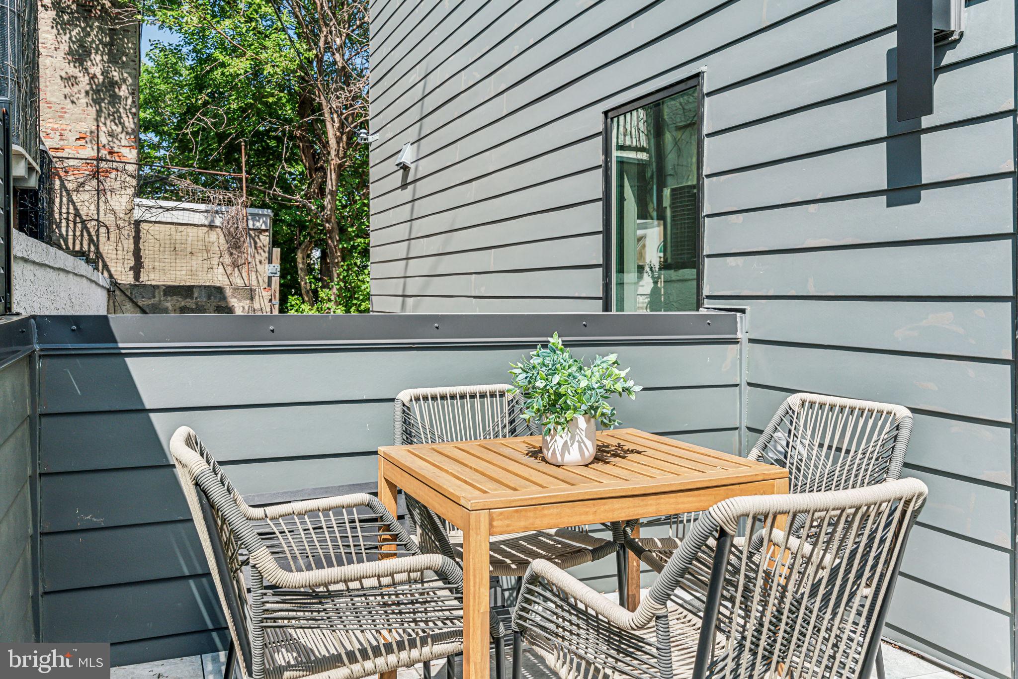 PASSYUNK SQUARE - Residential