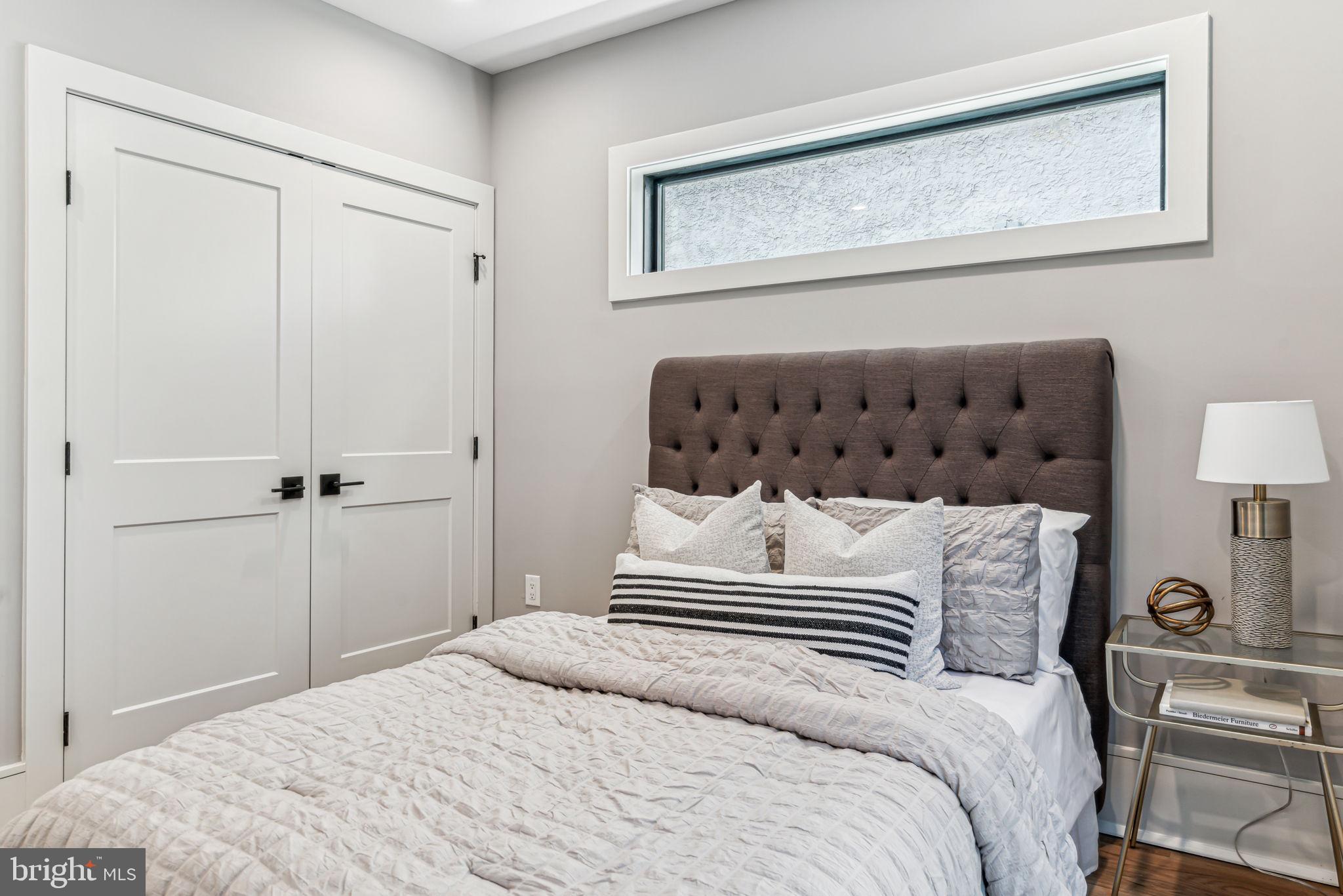 PASSYUNK SQUARE - Residential