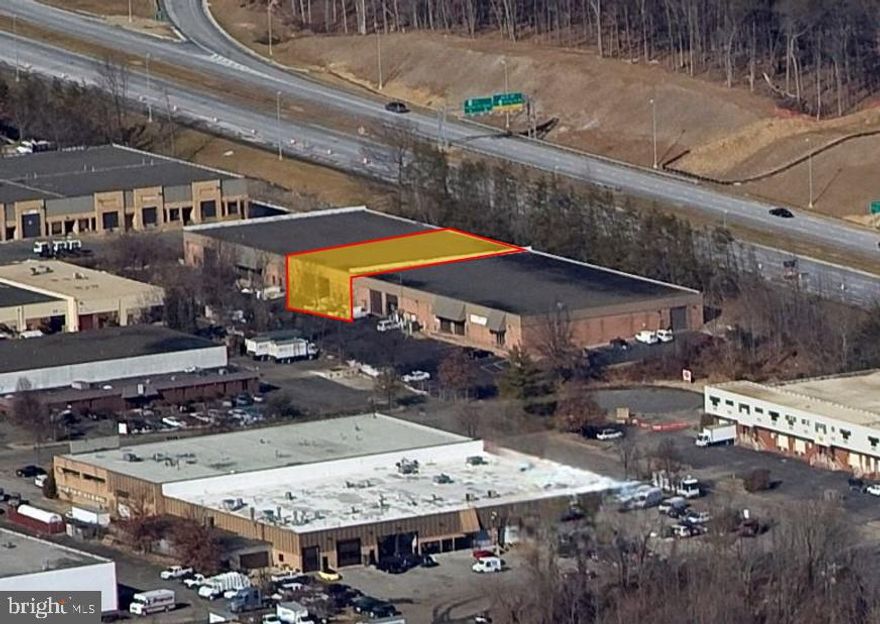 Large Warehouse in a Prominent Location.... Industrial warehouse units located in Springfield,  at the corner of Fullerton and I-95. Two units combined to 8,393 square feet, can be divided per new owner.   24' building height w/22" clear ceiling height, two front drive-ins with desirable 12'w x14'h drive-in doors. Column space is 30'x30', sprinkler system,  recently installed roof (in 2015) w/20 year warranty,  fence and paved back yard can be used as outdoor storage,  fence truck court & ample surface parking  spaces.  I-5 industrial zone in Fairfax County... at the corner of I-95 & I-495 & Fairfax County Parkway & I-395,  tremendous nearby amenities, minutes to Springfield Mall,  Potomac Mill Mall, National Harbor...Great opportunity for investors & users...