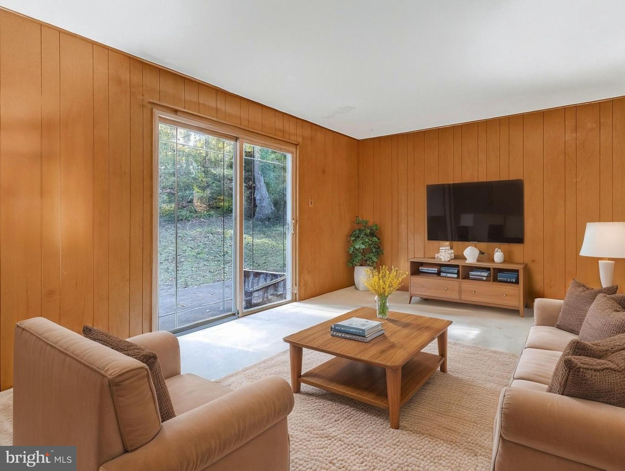 KEMP MILL ESTATES - Residential