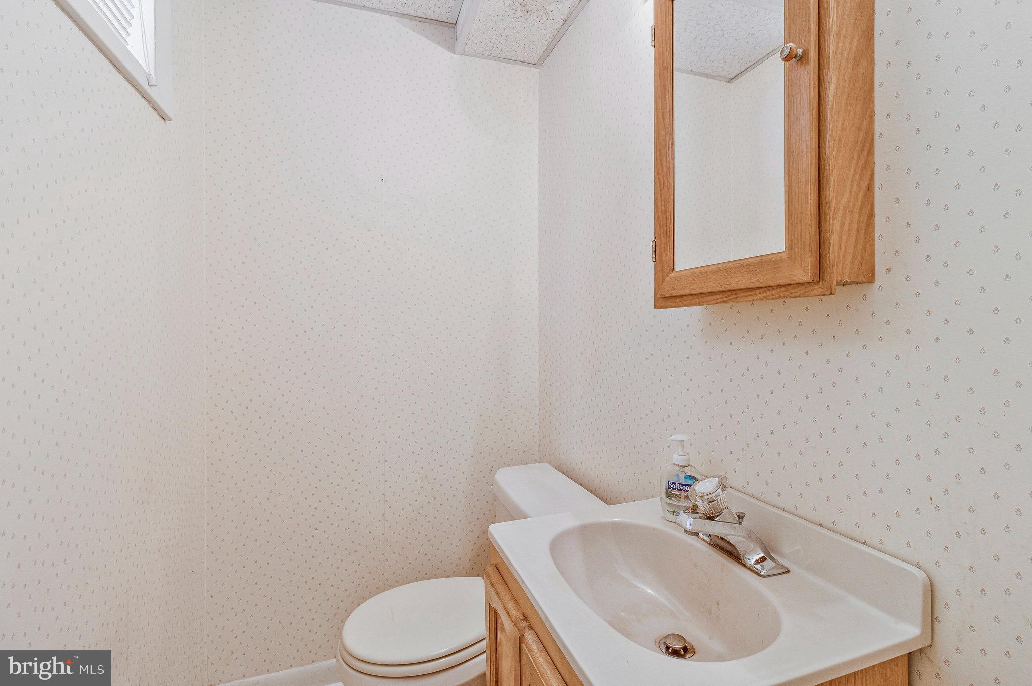 KEMP MILL ESTATES - Residential