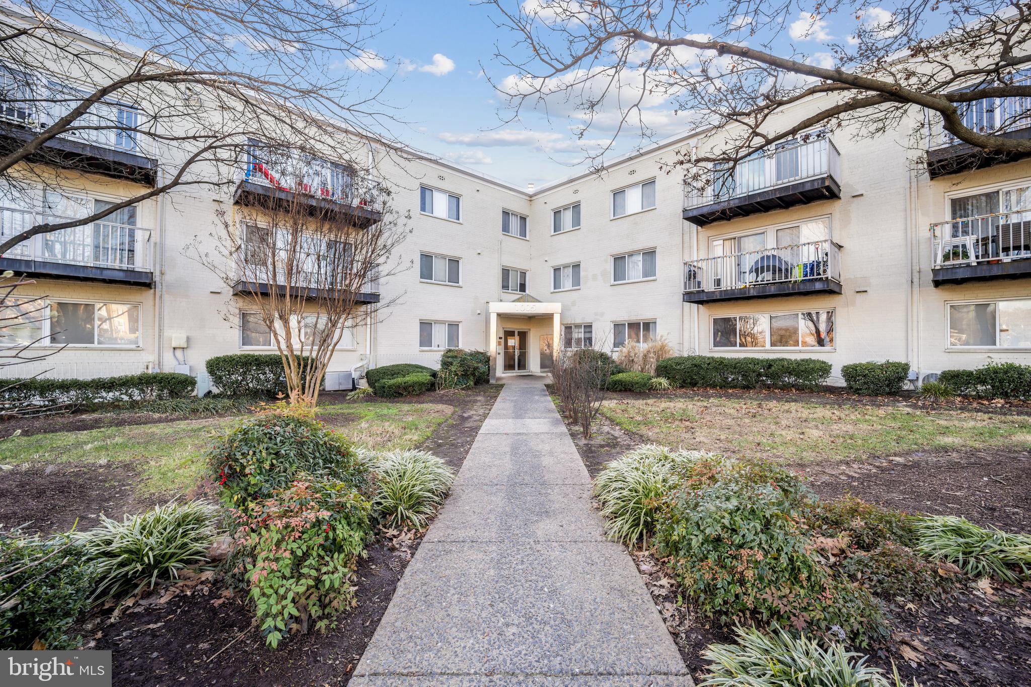 THE FAIRMONT 1005 CONDO - Residential