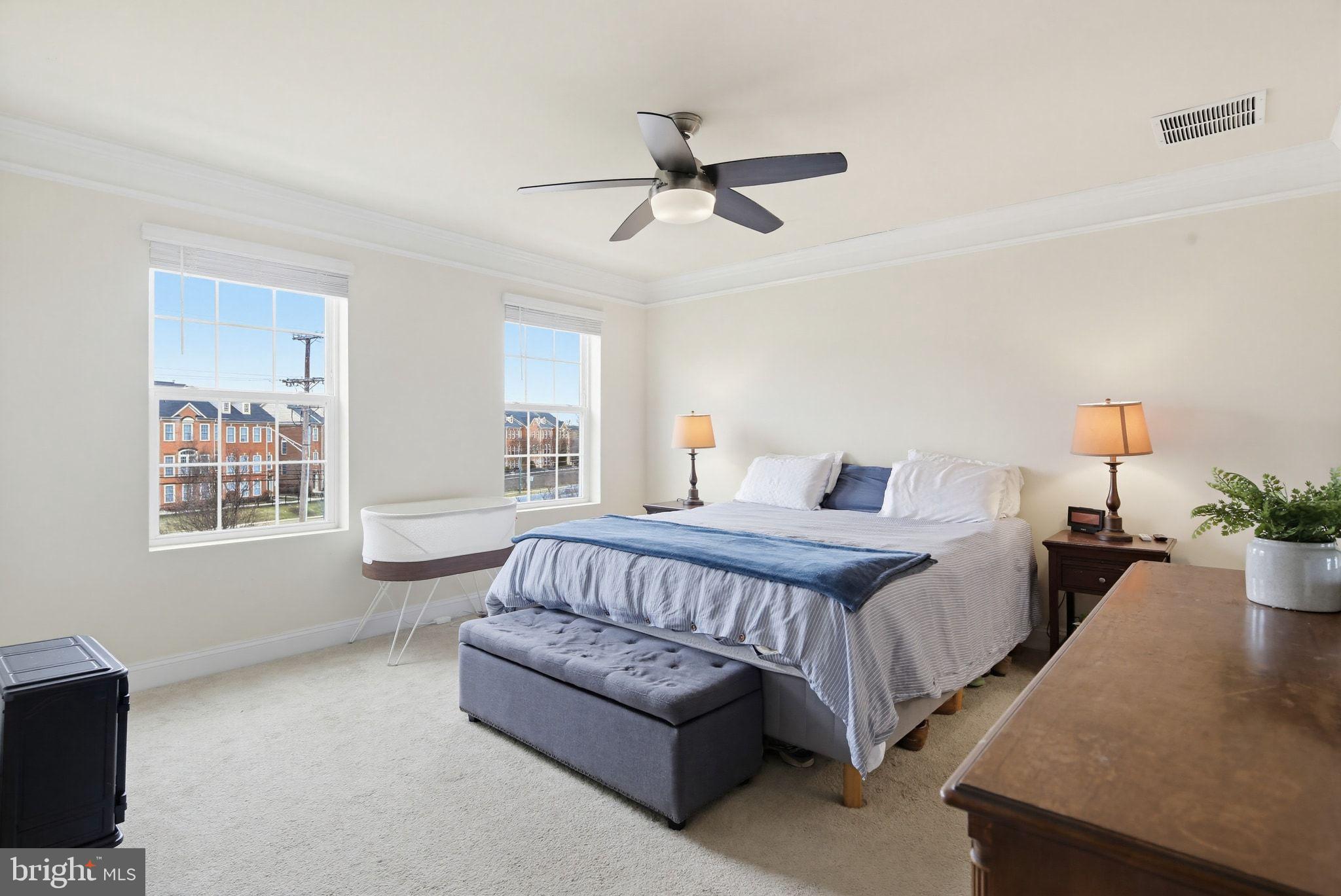 STRAWBRIDGE COMMONS - Residential