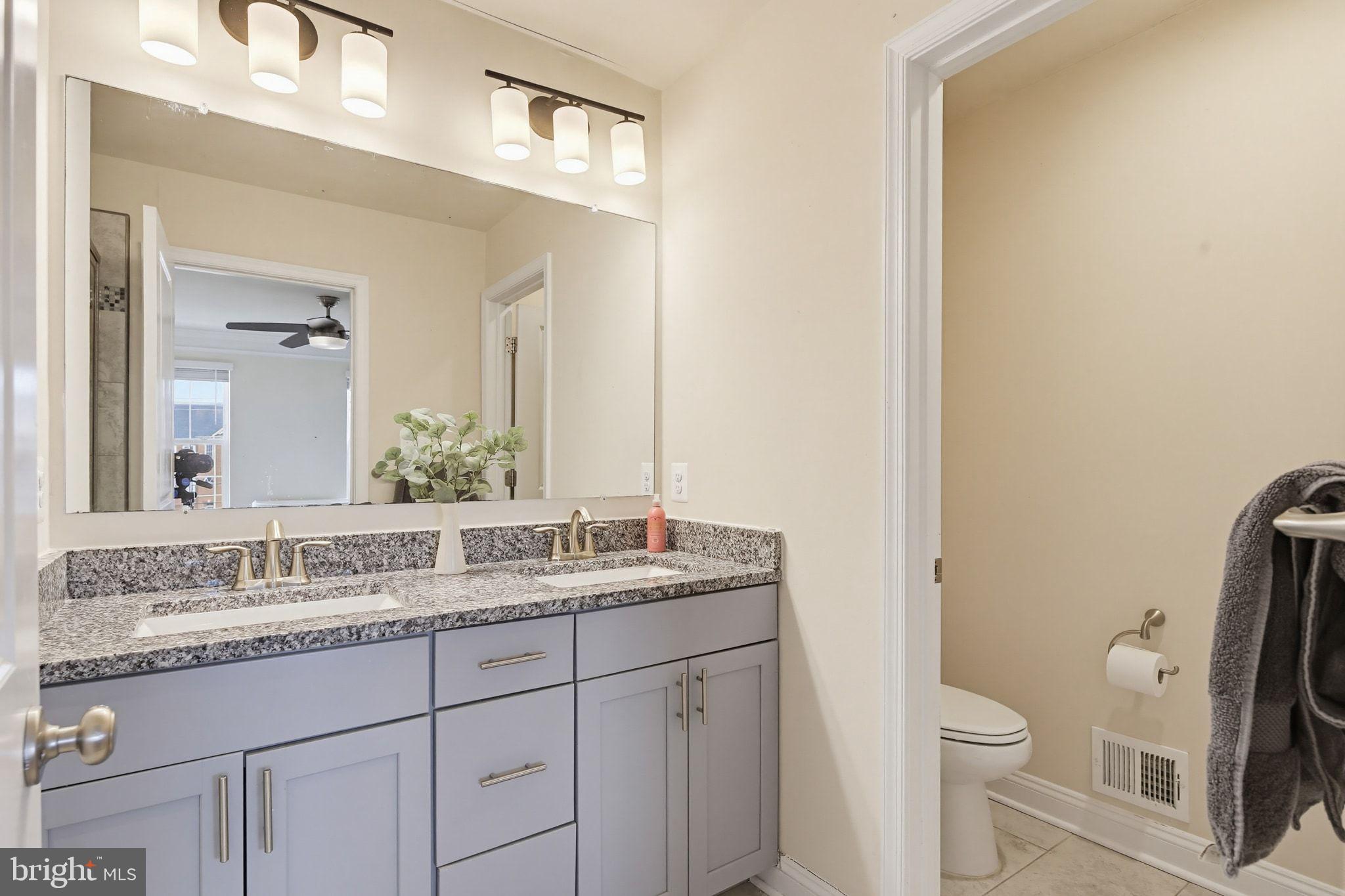 STRAWBRIDGE COMMONS - Residential