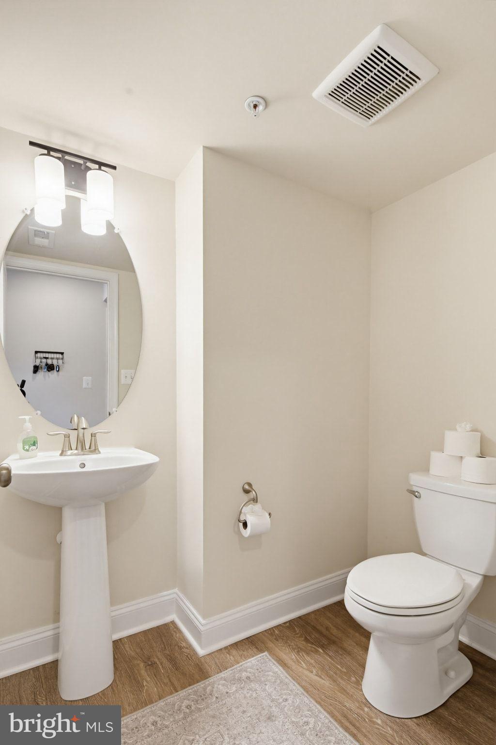 STRAWBRIDGE COMMONS - Residential