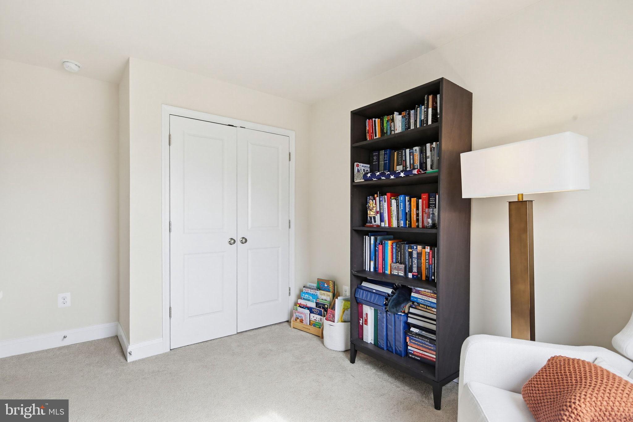 STRAWBRIDGE COMMONS - Residential