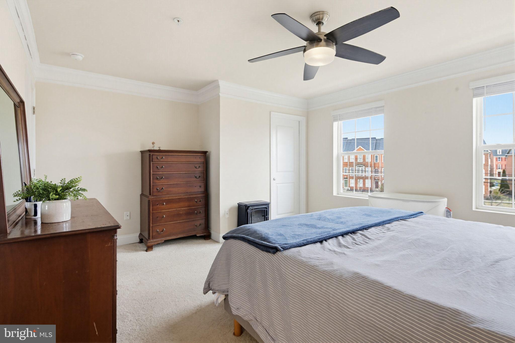 STRAWBRIDGE COMMONS - Residential