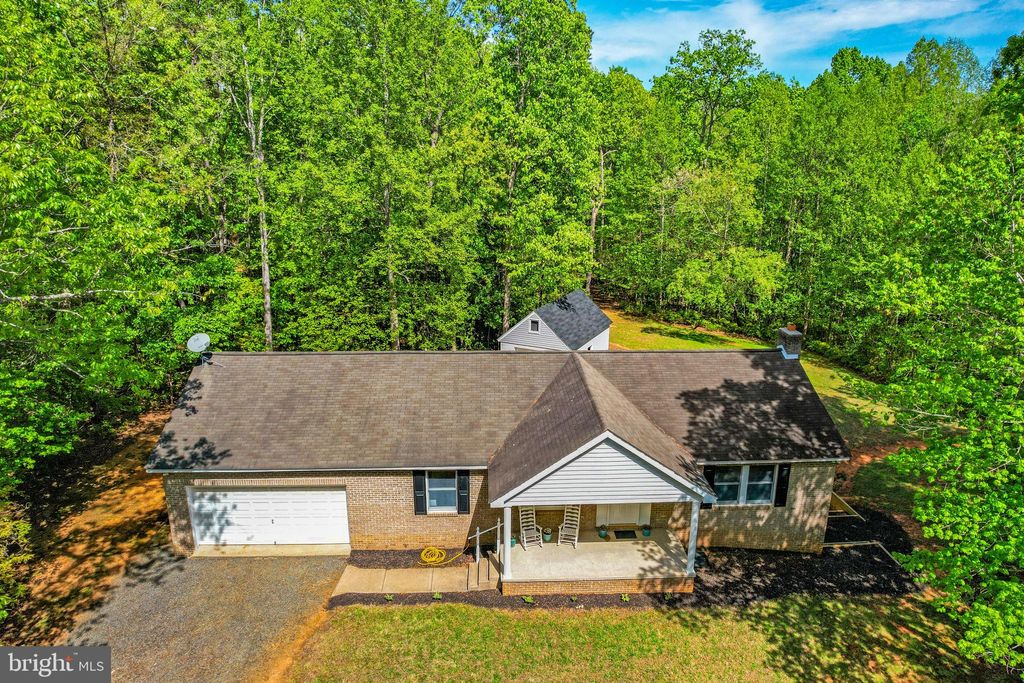Photo of 13047 Elk Run Road, BEALETON, VA 22712 (MLS # VAFQ2021522)