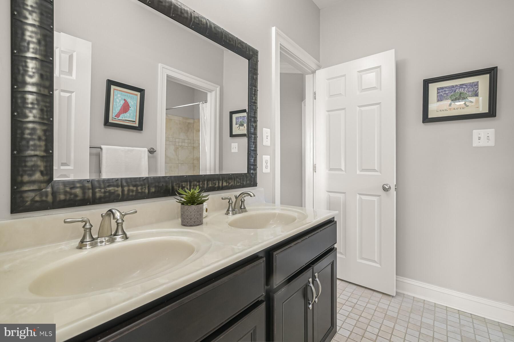 CLOVERFIELD - Residential