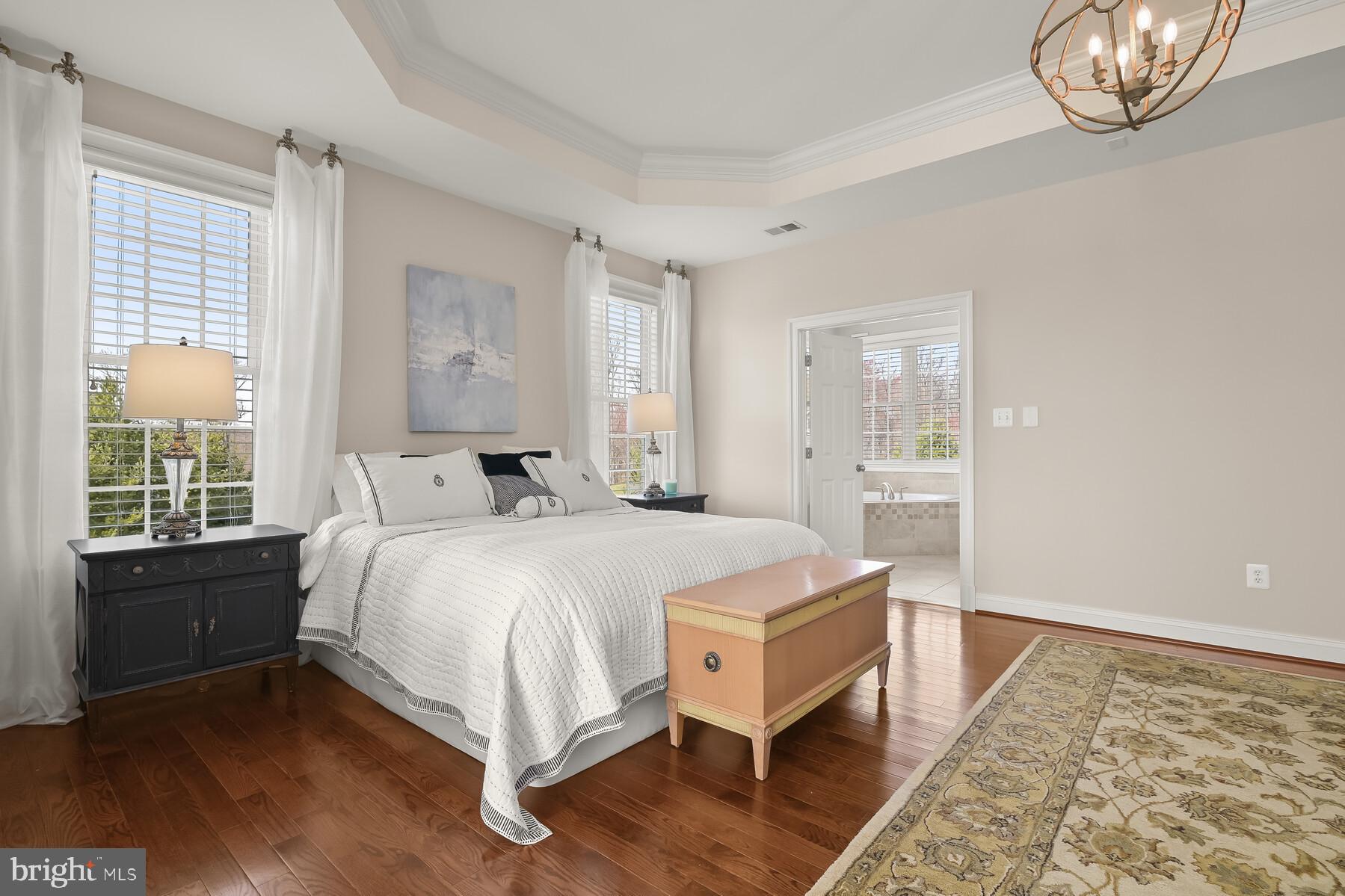 CLOVERFIELD - Residential