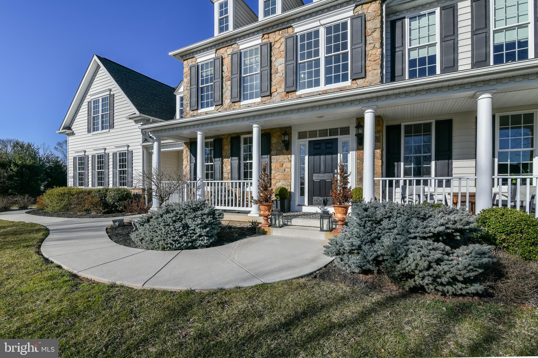 CLOVERFIELD - Residential