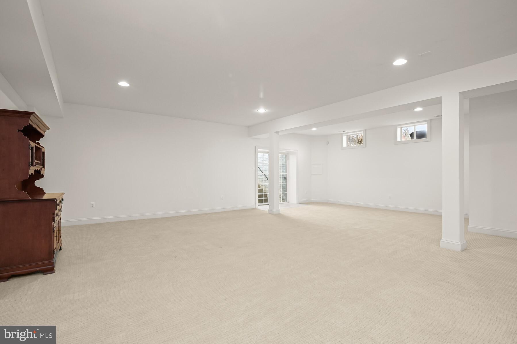 CLOVERFIELD - Residential