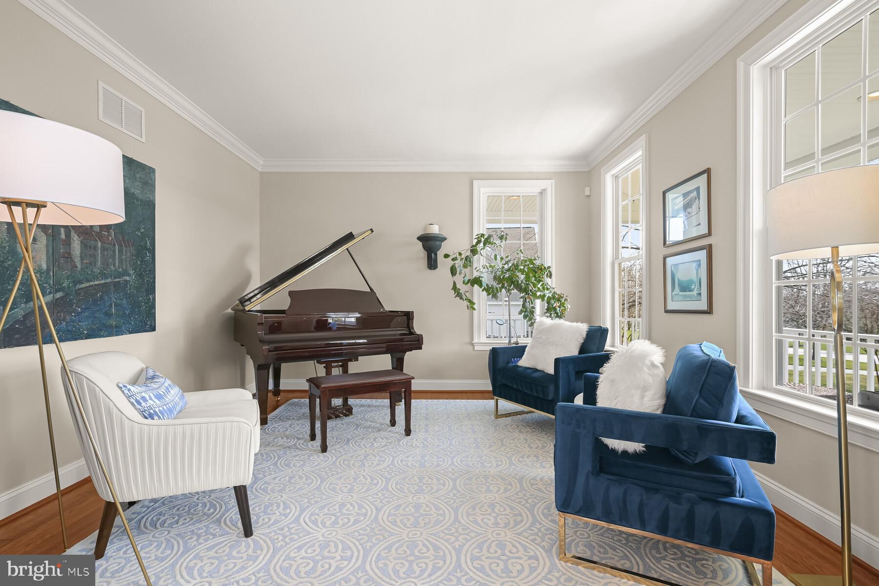 CLOVERFIELD - Residential