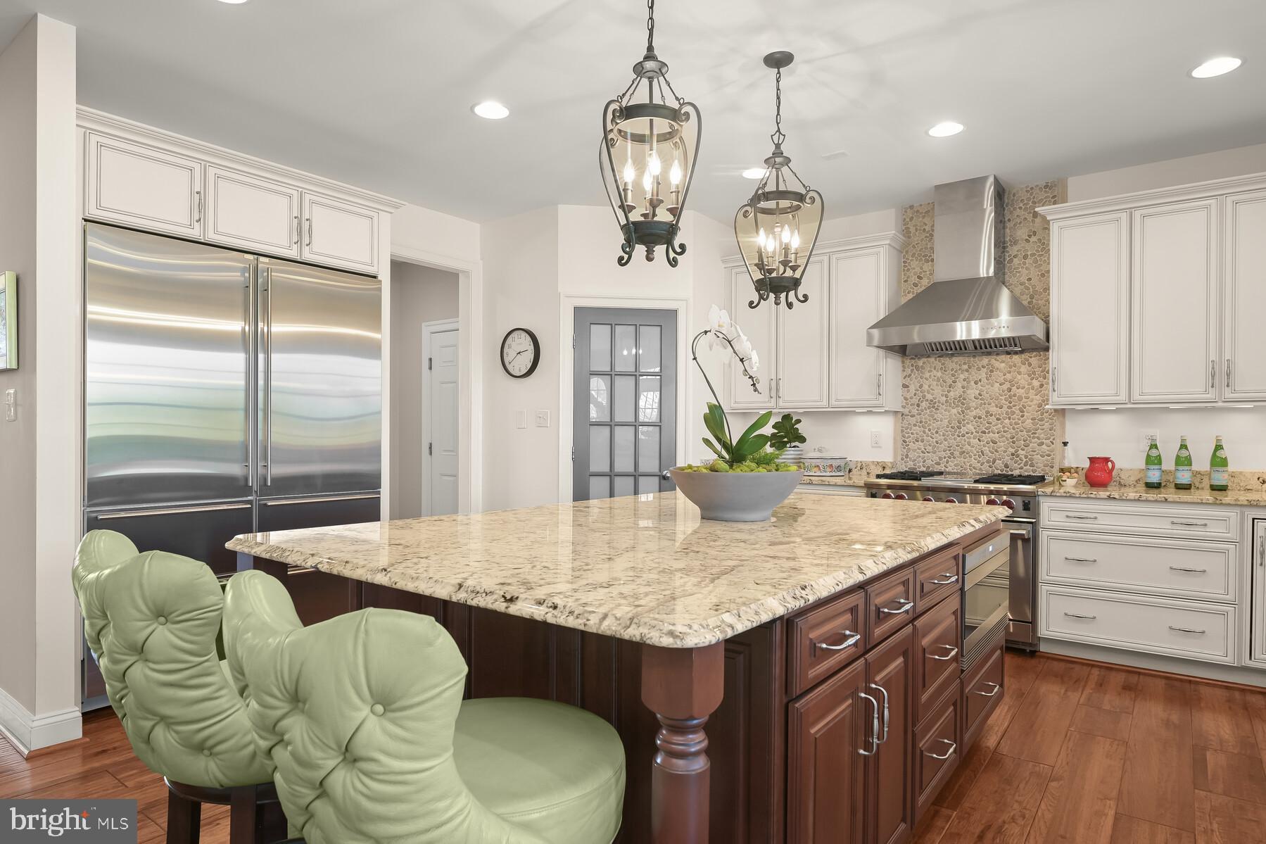 CLOVERFIELD - Residential