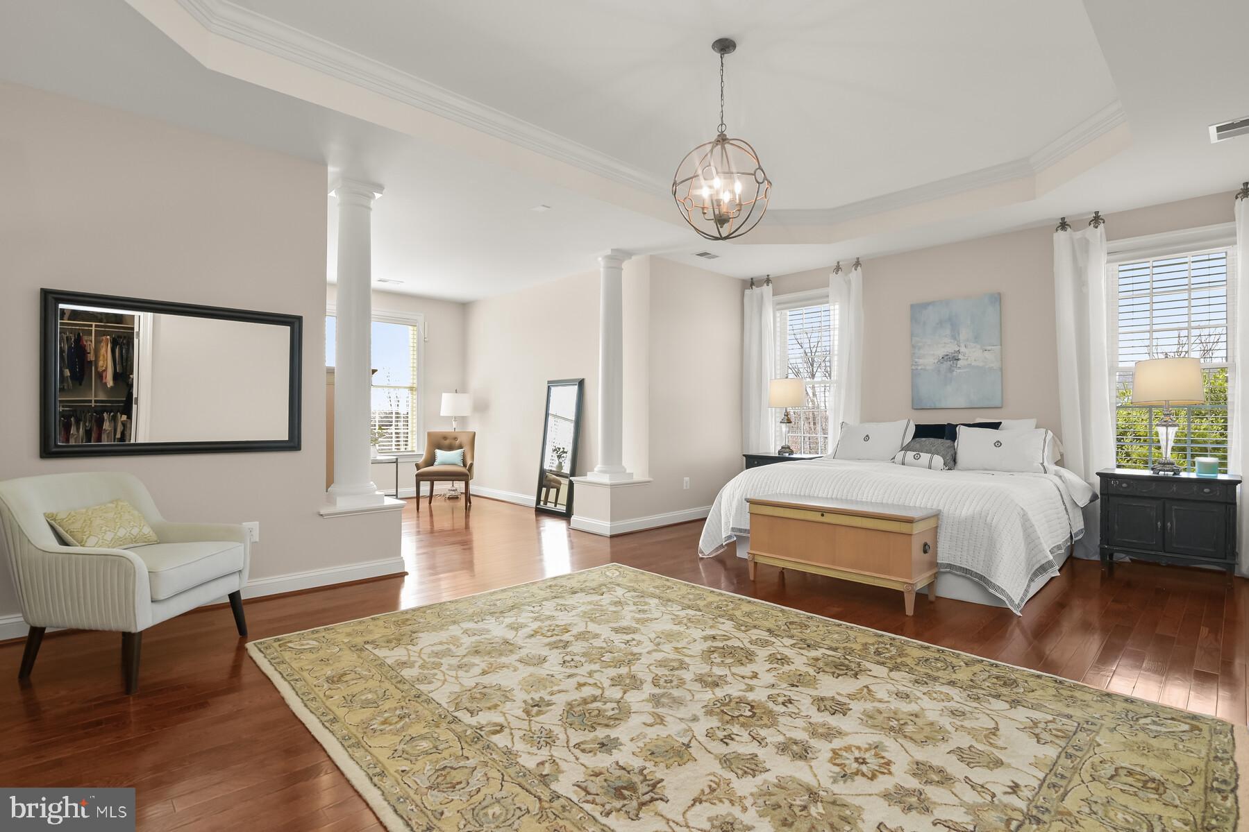 CLOVERFIELD - Residential