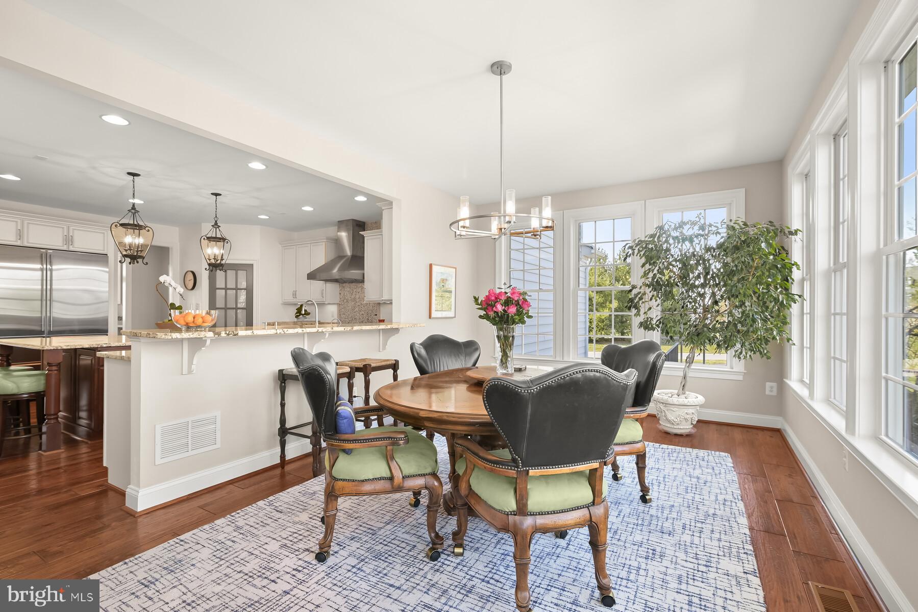 CLOVERFIELD - Residential