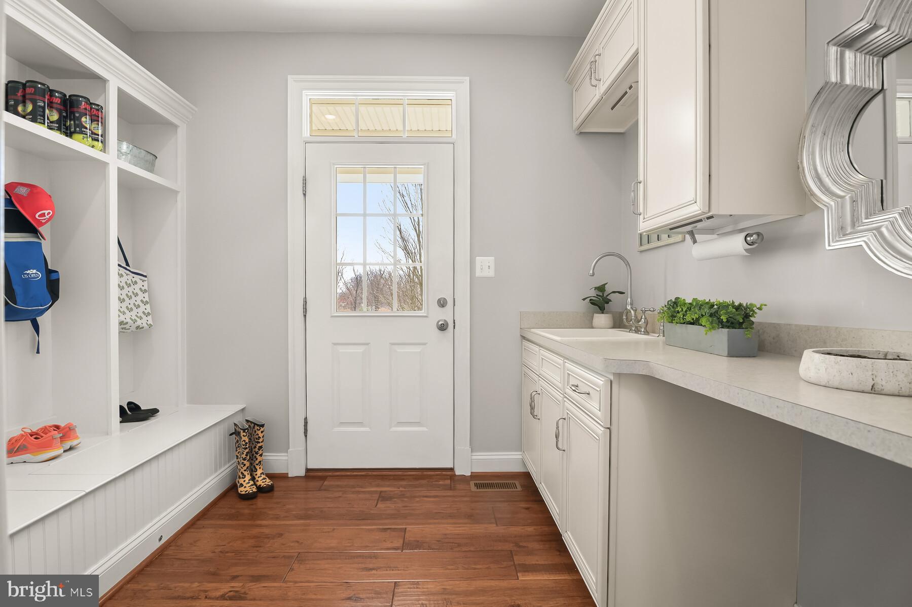 CLOVERFIELD - Residential