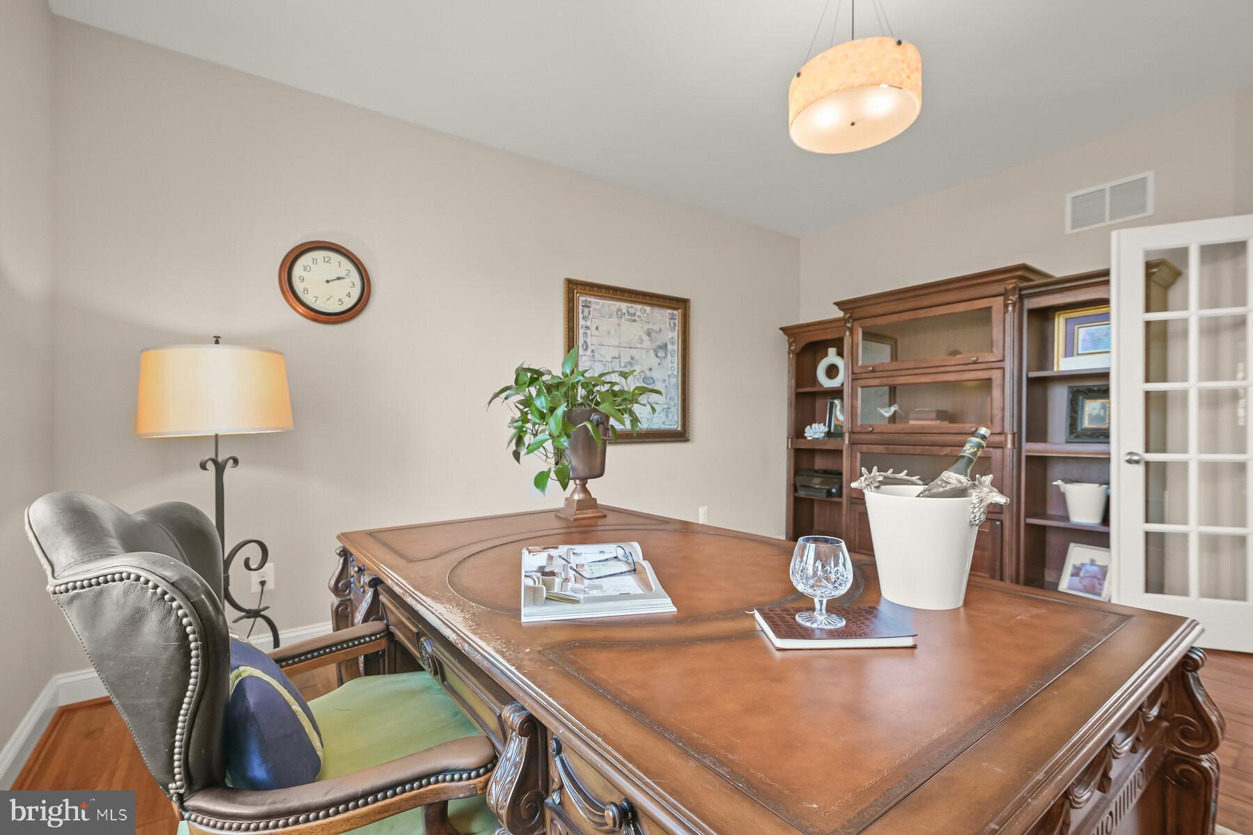 CLOVERFIELD - Residential