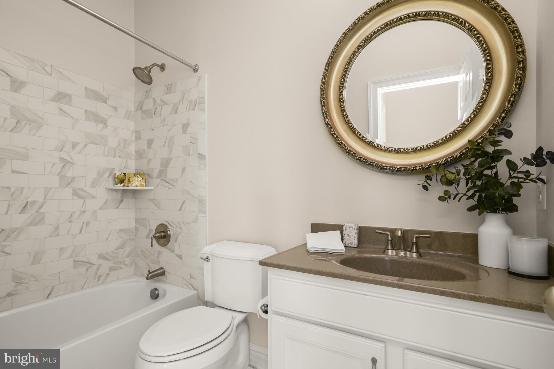 CLOVERFIELD - Residential