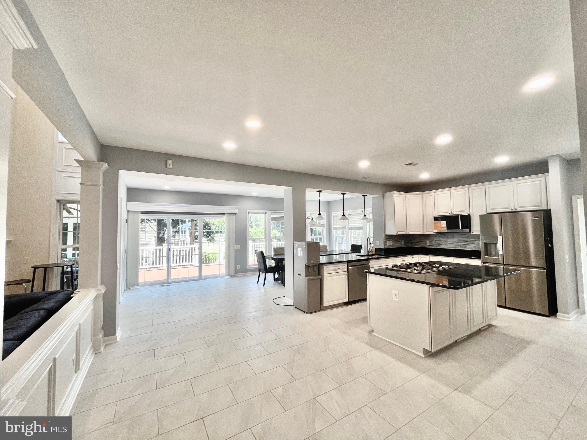 4810 CHRISTIE JANE LANE