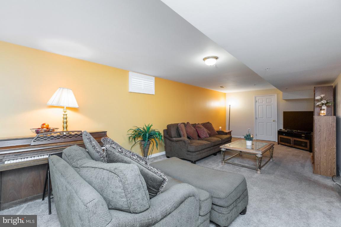 GLENN DALE - Residential