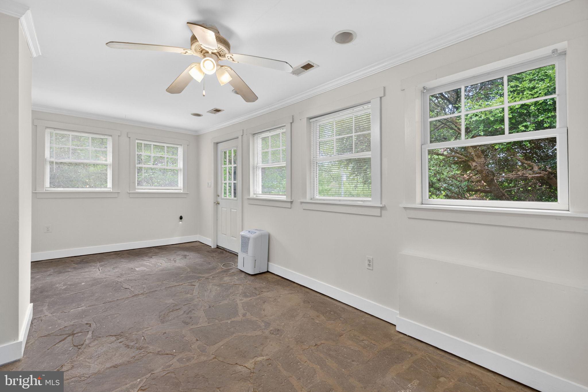 CATOCTIN MT - Residential