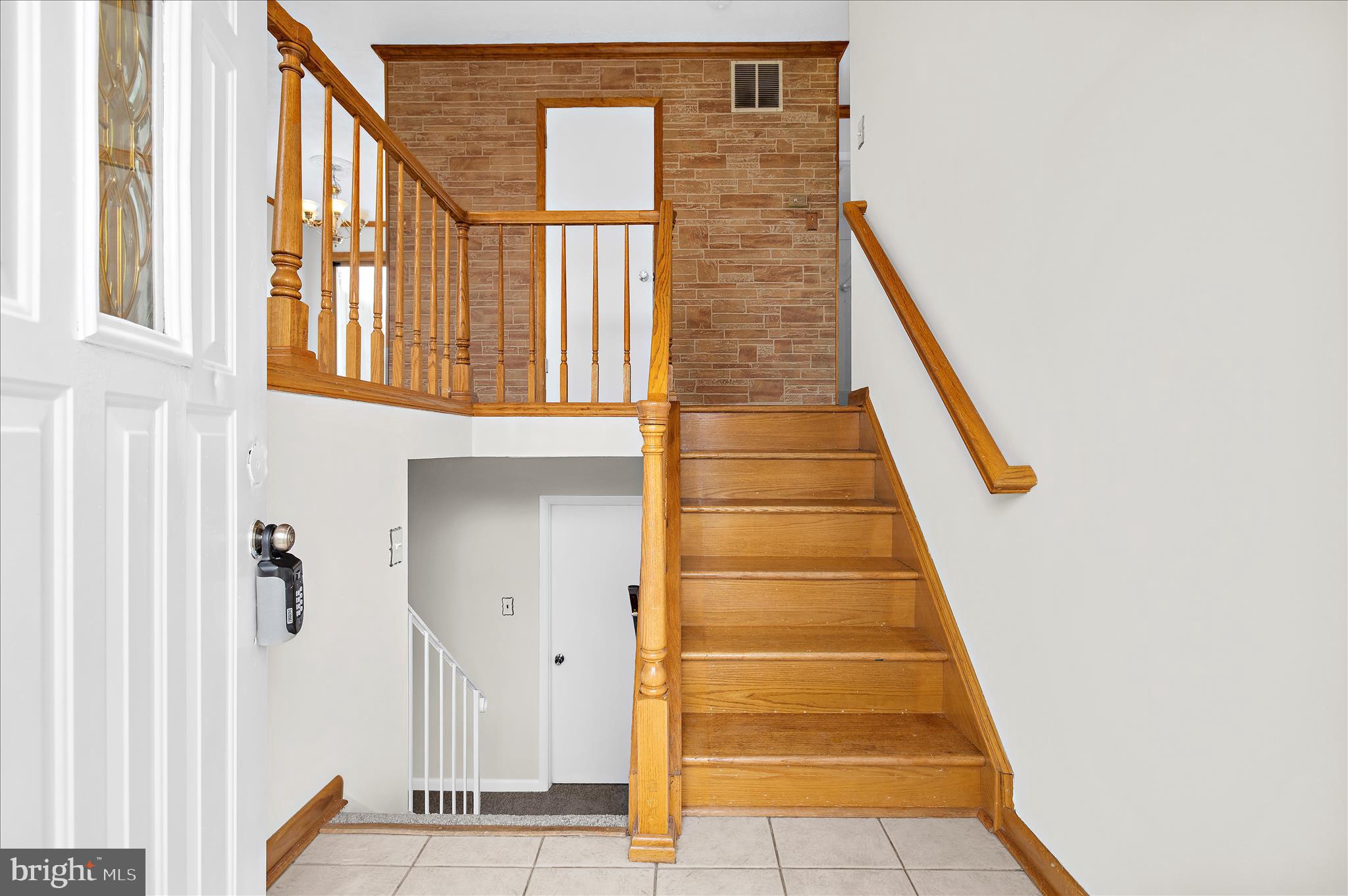 7989 SCOTTS MANOR COURT