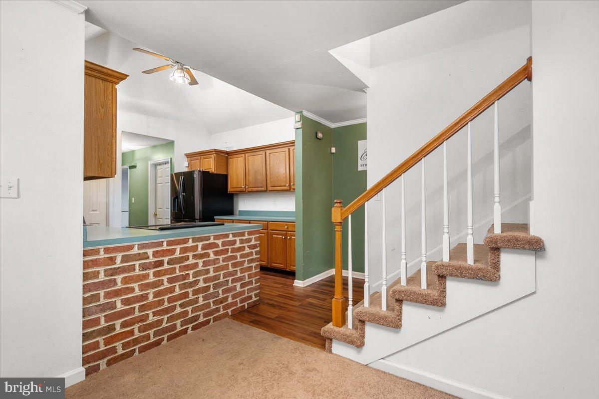 GRANBYS COVE - Residential