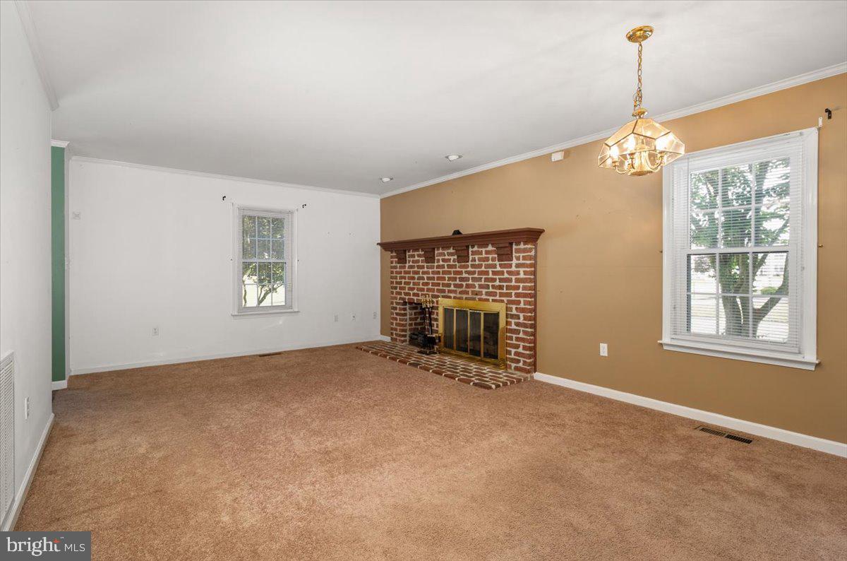 GRANBYS COVE - Residential