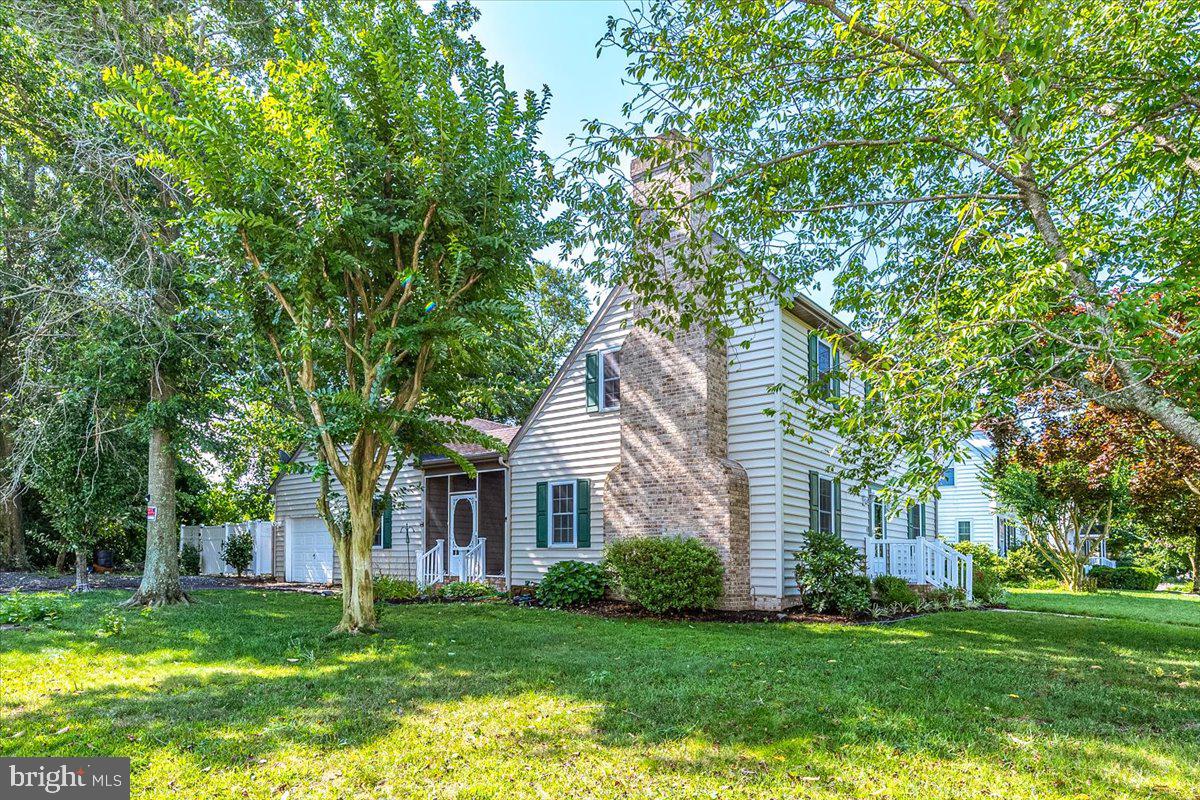 GRANBYS COVE - Residential