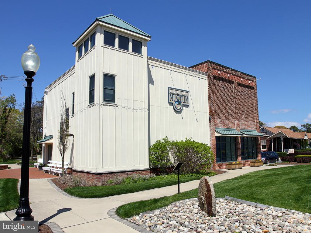 NORTH REHOBOTH - Residential