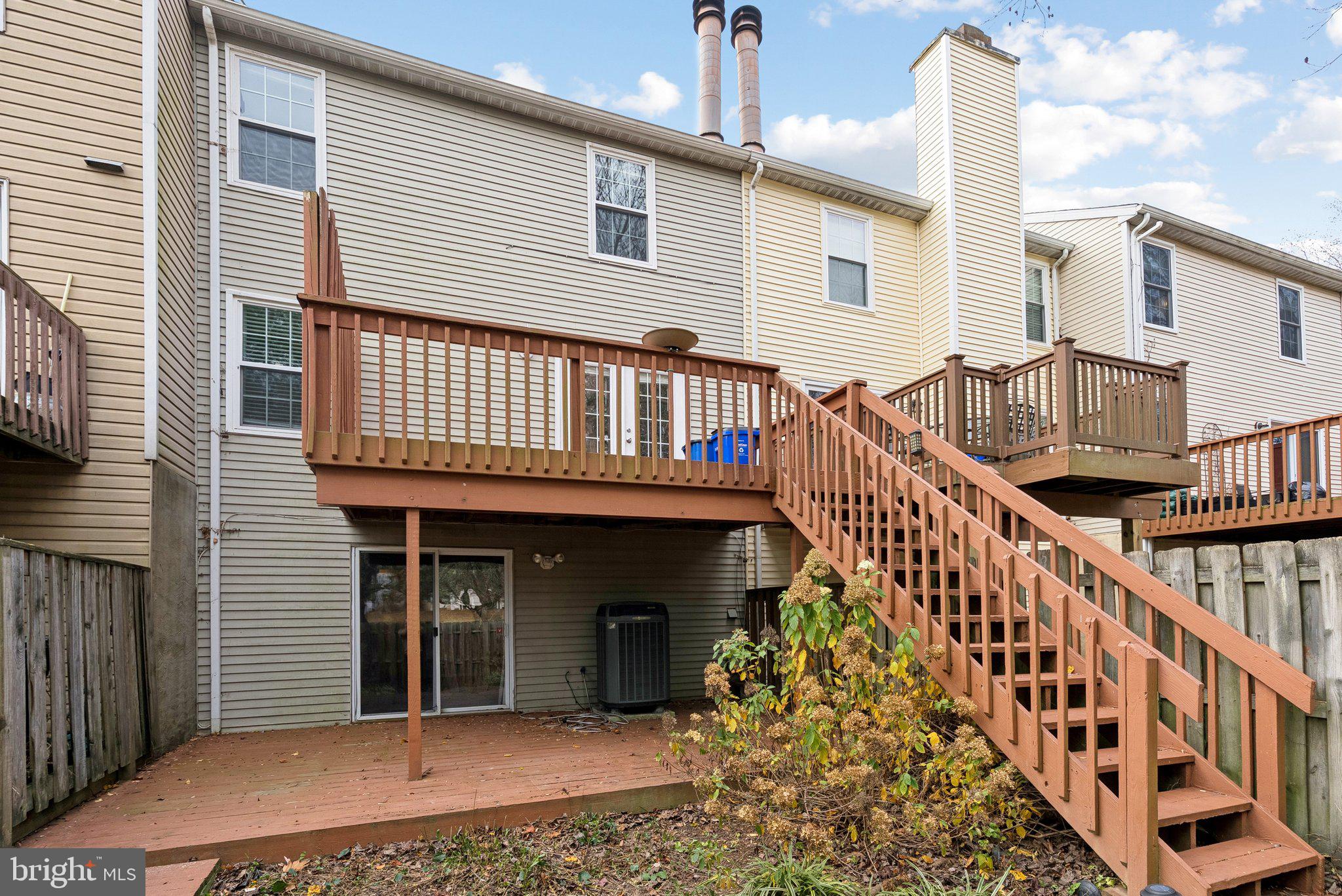 VILLAGE OF HICKORY RIDGE - Residential