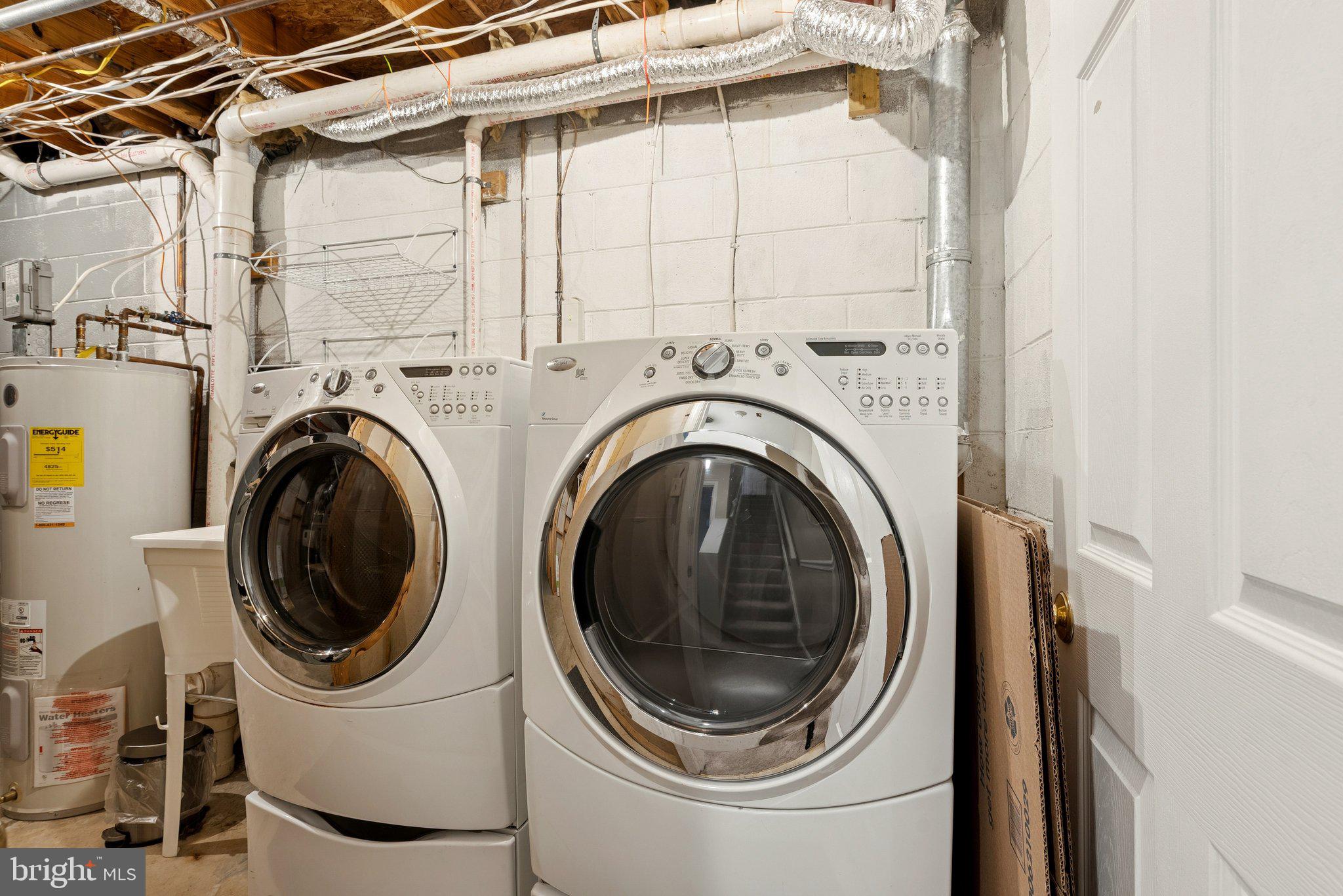 VILLAGE OF HICKORY RIDGE - Residential